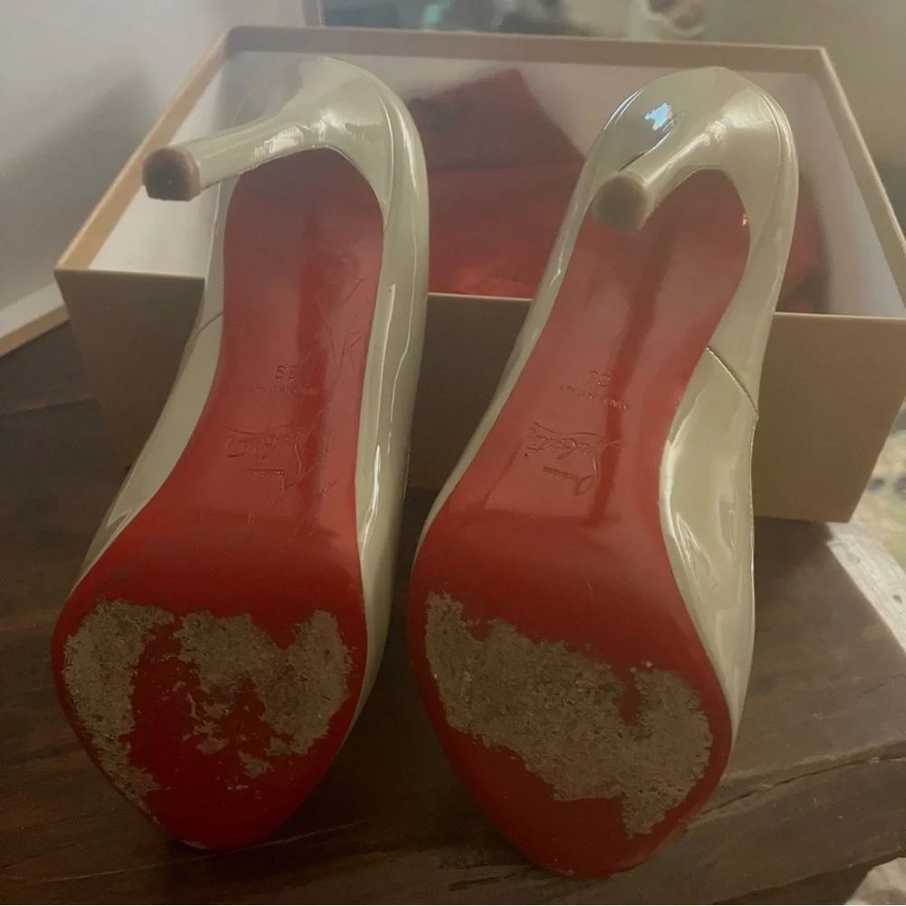 Christian Louboutin Limited Edition Souris color - Picture 9 of 9